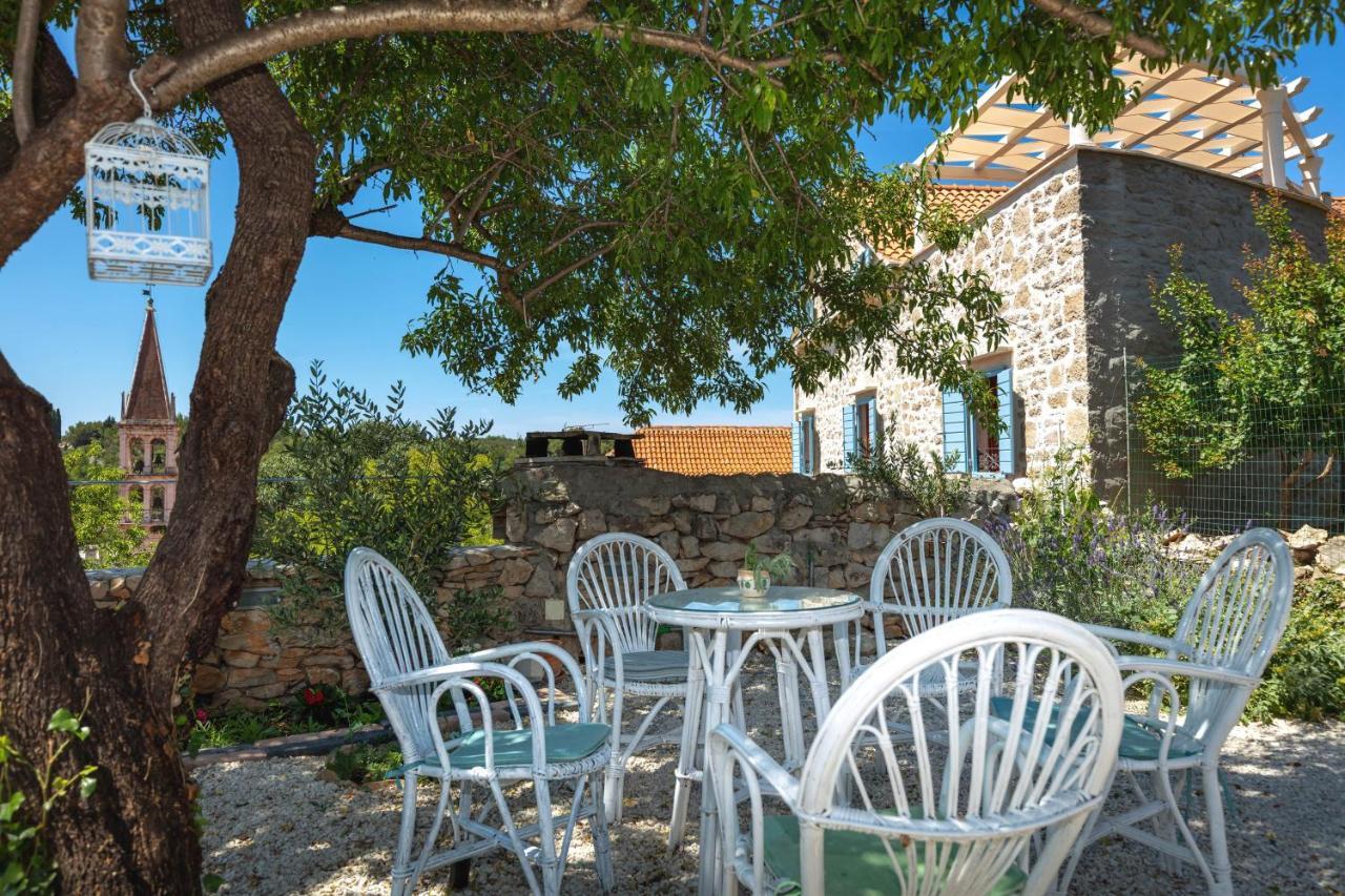 Villa Vicina Milna  Esterno foto