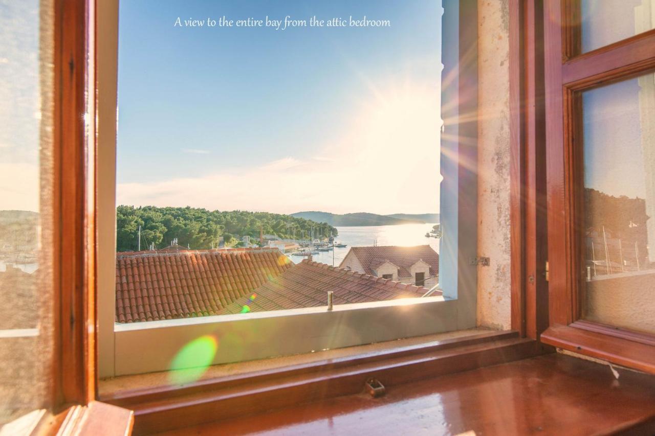Villa Vicina Milna  Esterno foto