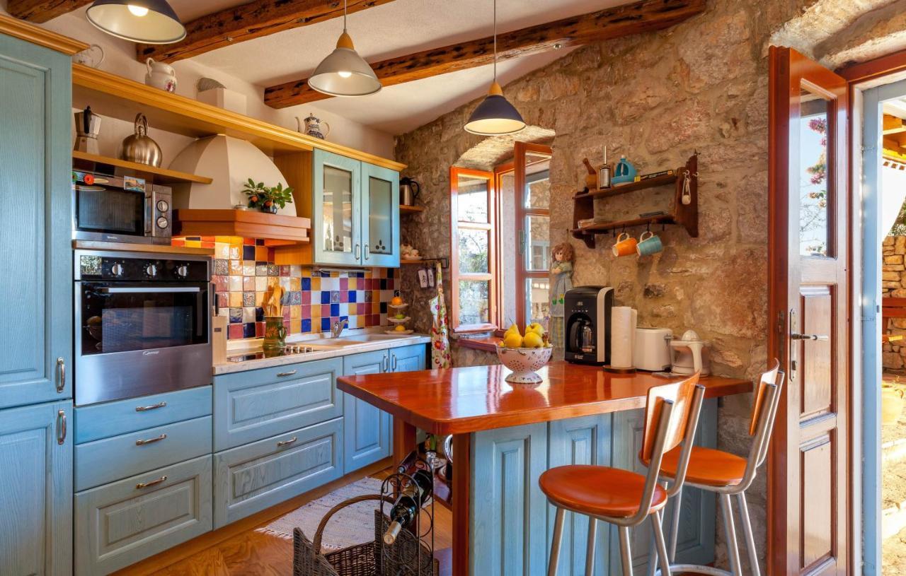 Villa Vicina Milna  Esterno foto
